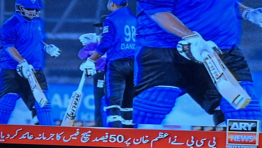 sajidusmani787's tweet photo. اعظم خان آپ نے اپنا فرض ادا کر دیا ❤️🥰🥰

بیٹسمین  اعظم خان پر لاہور بلیوز کے خلاف قومی ٹی ٹوئنٹی کپ کے میچ میں اپنے بیٹ پت فلسطین کا جھنڈا لگانے  پر میچ فیس کا 50 فیصد جرمانہ عائد کیا گیا ہے۔ 

مجھے لگتا پاکستان کرکٹ بورڈ  اسرائیل کا بچہ ہے اس کابھی حساب کتاب کرنا ہوگا ۔۔
اس کا لالج تو ہم سب کرسکتے ہیں ۔
#PCBboycott