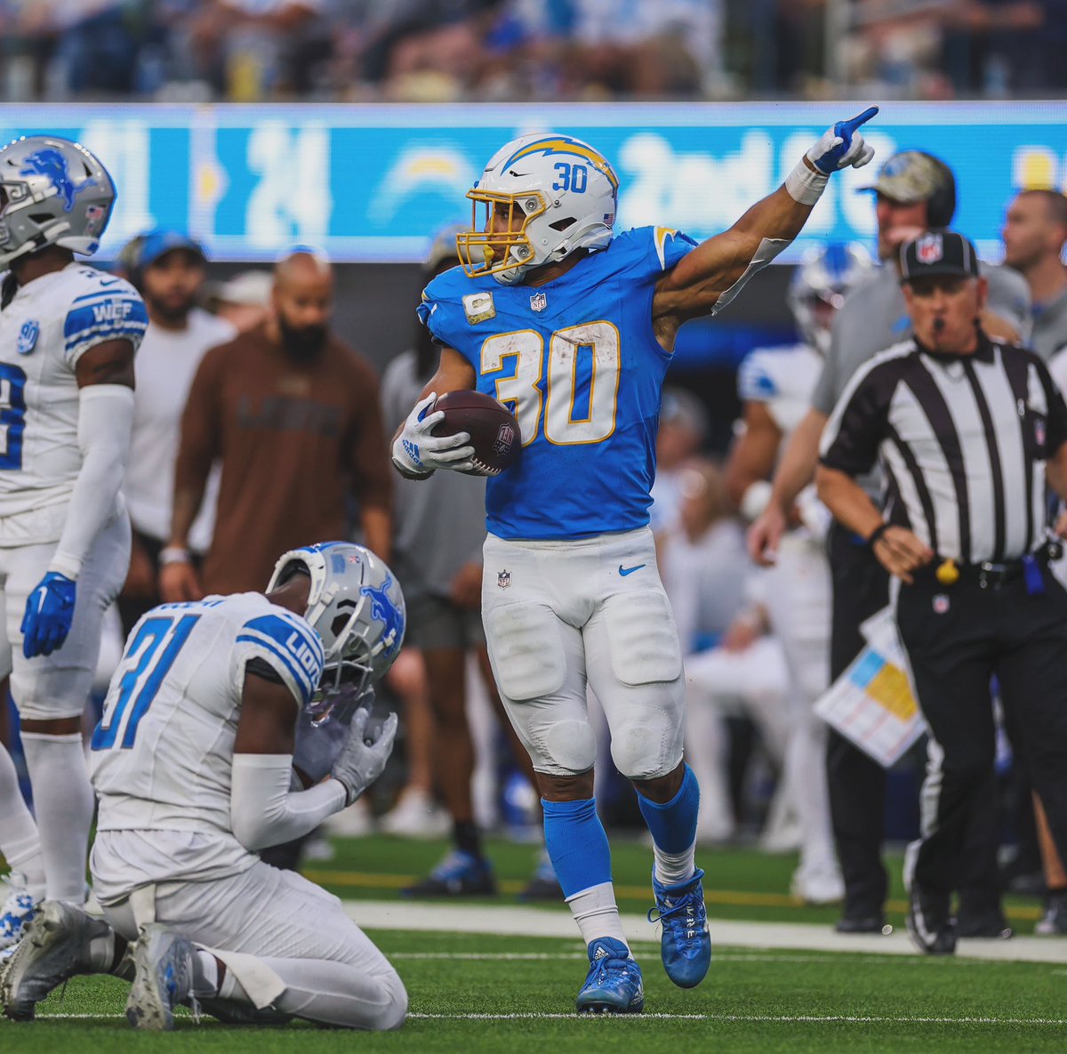 Austin Ekeler tweet media