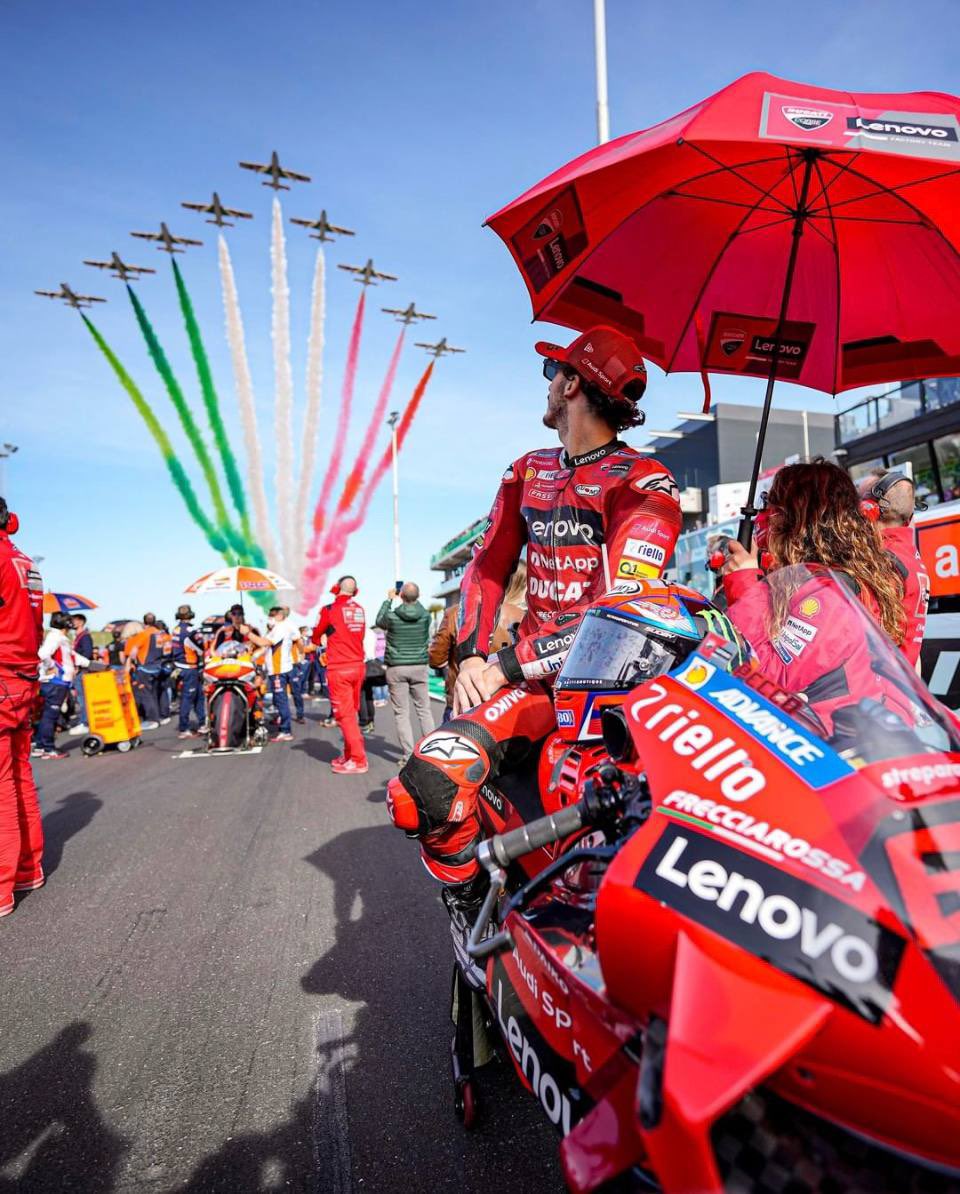 World Champion🇮🇹🥳🥳🥳
👑🇮🇹@PeccoBagnaia 🇮🇹👑
#Ducati 
#DucatiLenovoTeam