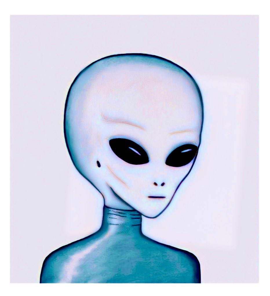 Arnfden0's tweet photo. #uapX #ufoX #ufotwitter #wereNOTalone u  hhere is a “Little Gray.” Compare to a painting by David Huggins and artwork from humanoid morphologies. Also, notice the fuzziness around the humanoid. “Low Observability” is not unique to their craft. https://t.co/8tBDeU4ovY