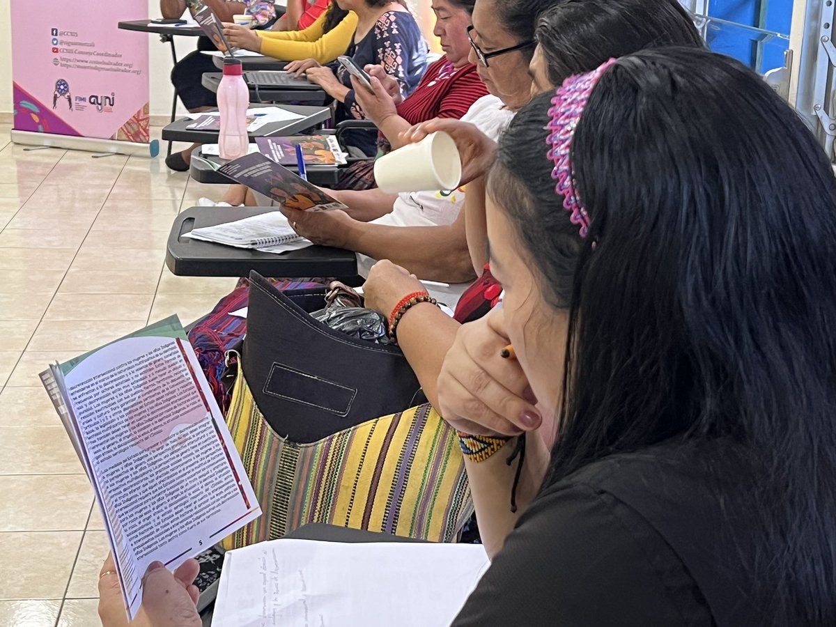 ccnis's tweet photo. Inicia el encuentro @ECMIAorg región Centroamérica para socializar el contenido de la Recomendación 39 de la CEDAW https://t.co/dxop8iP7tm
