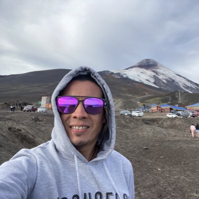 dguerraa's tweet photo. #NuevaFotoDePerfil https://t.co/pdTh4ncVMi