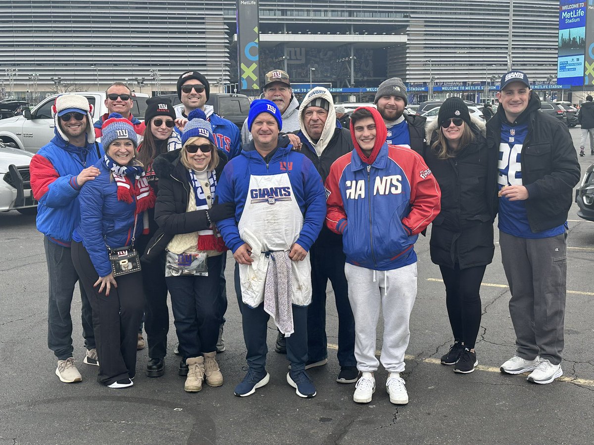 StaceyWasserman's tweet photo. Giants Family! @Giants #NYGiants https://t.co/LmUKApBTfV