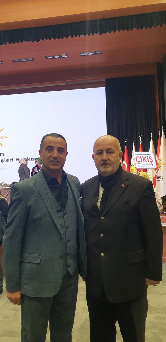 Reistrn04's tweet photo. Bugün �stanbul İBB Belediye başkan adayımız ve Küçükçekmece belediye başkan adayımız için temayül yoklamasında  görevimizi yerine getirdik istanbul'umuza ve küçük çerçekmece'mize Rabbim hayırlısını nasip etsin https://t.co/Bm5qLsB0Kv