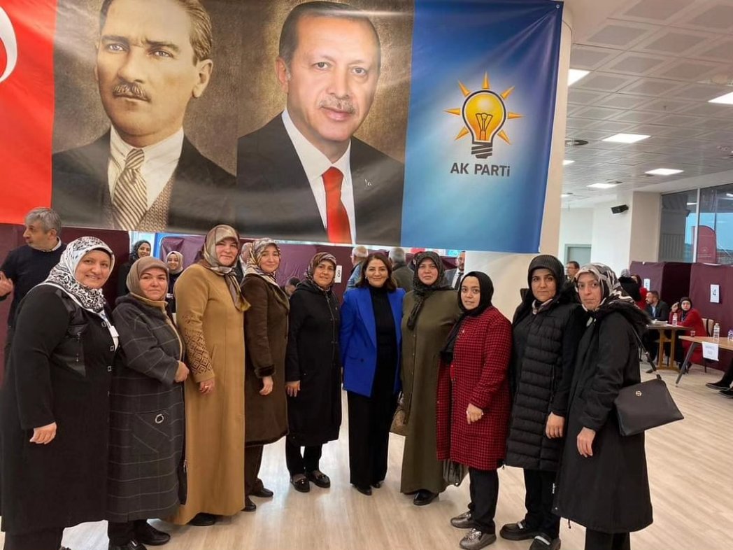 gulsum_koylu37's tweet photo. @GMsecimisleri Başkanlığımıza, MKYK Üyelerimize ve  Milletvekillerimize hassaten teşekkür ediyorum.

81 İl'de eş zamanlı elektronik ortamda gerçekleşen Temayül Yoklamamız Ülkemiz, Milletimiz, Partimiz ve Aday Adaylarımız için hayırlı olsun.
@avsengulk @dr_ishaksan https://t.co/6mns4rb7ch