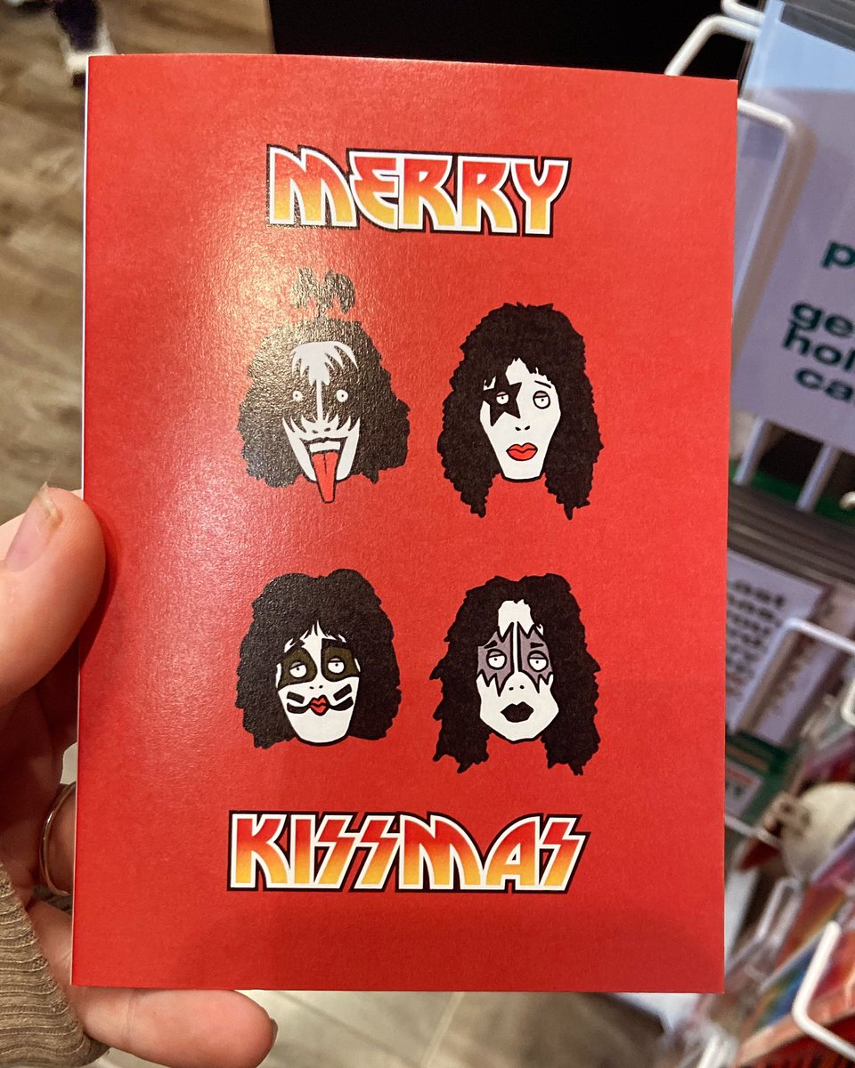 CollectingKISS's tweet photo. Found in Asbury Park, New Jersey today. Merry KISSMAS! The final week is upon us. See you in Baltimore and both nights in NYC. The end of the end of the road.... #Final50 #EOTR #KISS https://t.co/z6xba2EUFh