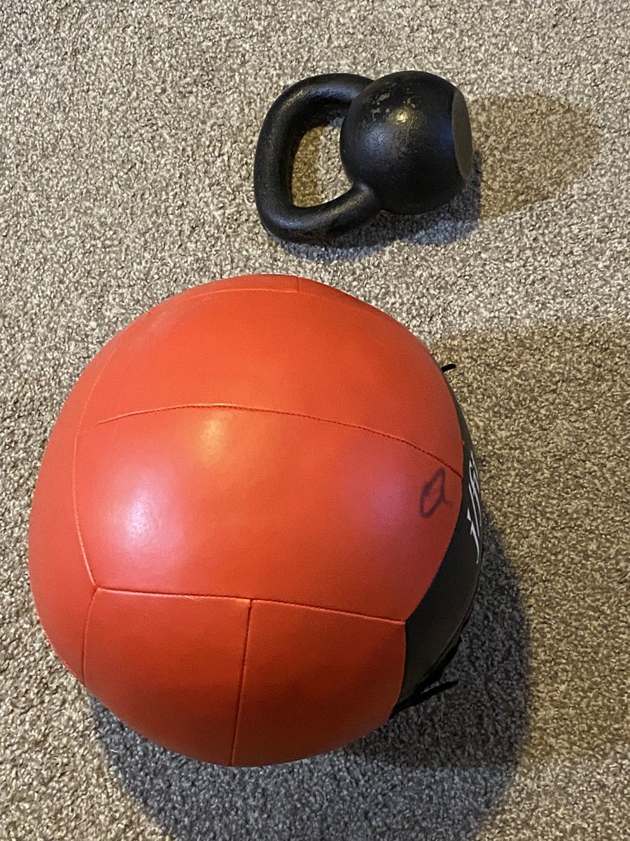 CLEERFITness's tweet photo. #CLEERFITness

#NoFancyShytNeeded
#AnywhereWithAnything
#GetOutdoorsAndTrain 
#NoGymNeeded #GargeGym #minimalist #functionaltraining #kettelbell #justmove #medballtraining #kettlebellcomplex 
#UndergroundStrength 
#IAintGotTimeToNOTTrain #NoTimeToNotDoIt  #mentalhealth  #fitness https://t.co/dpaKnU9IGD