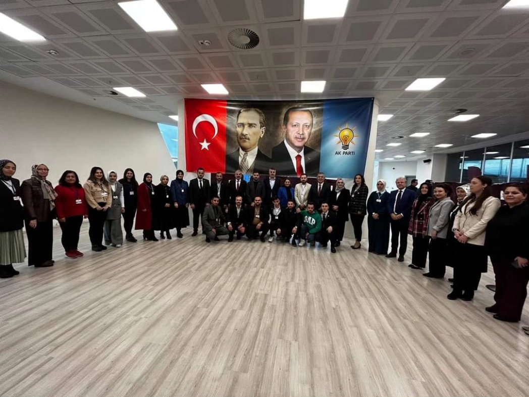 gulsum_koylu37's tweet photo. @GMsecimisleri Başkanlığımıza, MKYK Üyelerimize ve  Milletvekillerimize hassaten teşekkür ediyorum.

81 İl'de eş zamanlı elektronik ortamda gerçekleşen Temayül Yoklamamız Ülkemiz, Milletimiz, Partimiz ve Aday Adaylarımız için hayırlı olsun.
@avsengulk @dr_ishaksan https://t.co/6mns4rb7ch