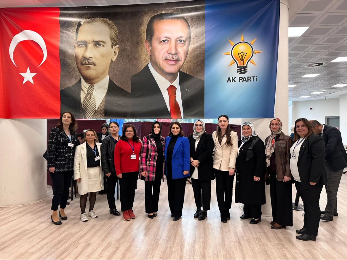gulsum_koylu37's tweet photo. @GMsecimisleri Başkanlığımıza, MKYK Üyelerimize ve  Milletvekillerimize hassaten teşekkür ediyorum.

81 İl'de eş zamanlı elektronik ortamda gerçekleşen Temayül Yoklamamız Ülkemiz, Milletimiz, Partimiz ve Aday Adaylarımız için hayırlı olsun.
@avsengulk @dr_ishaksan https://t.co/6mns4rb7ch