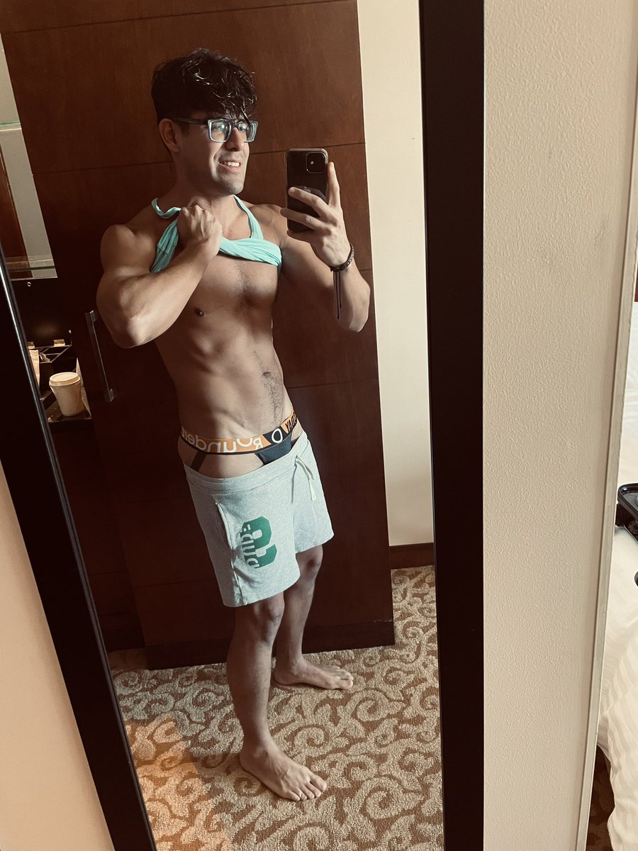 Hoy se entreno en suspensorios, si está cómodo 💪🏽👨🏽‍⚕️🥗🔥
#nutriologo #nutricion #entrenamiento  #biceps #fitness