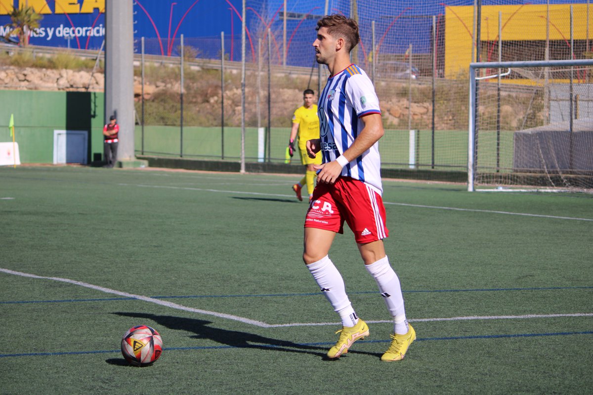 Sabor agridulce en mi debut con el <a href="/CFMOTRIL/">C.F. MOTRIL</a> 10 meses después de la operación. Empate que sabe a poco. Merecimos más. Confianza plena porque estoy seguro que los resultados llegarán. No duden que lo vamos a dar todo y la dinámica cambiará más pronto que tarde. 🔵⚪️