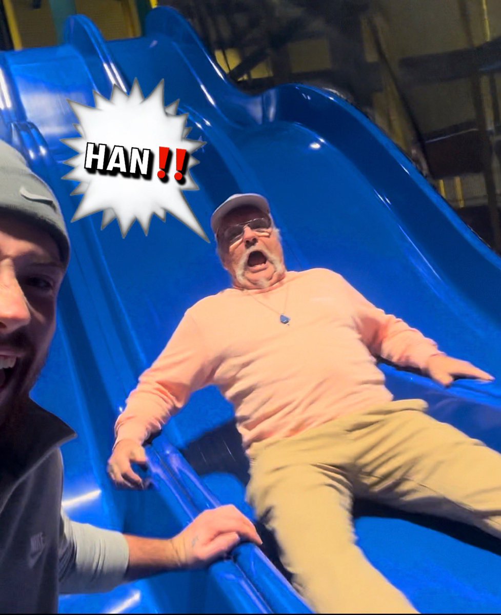 FansdeTacu's tweet photo. MON ACTIVITÉ !! Père et fils 
Tacu pas autant heureux 👴🏻🤬😂 https://t.co/7soGlVHi3j