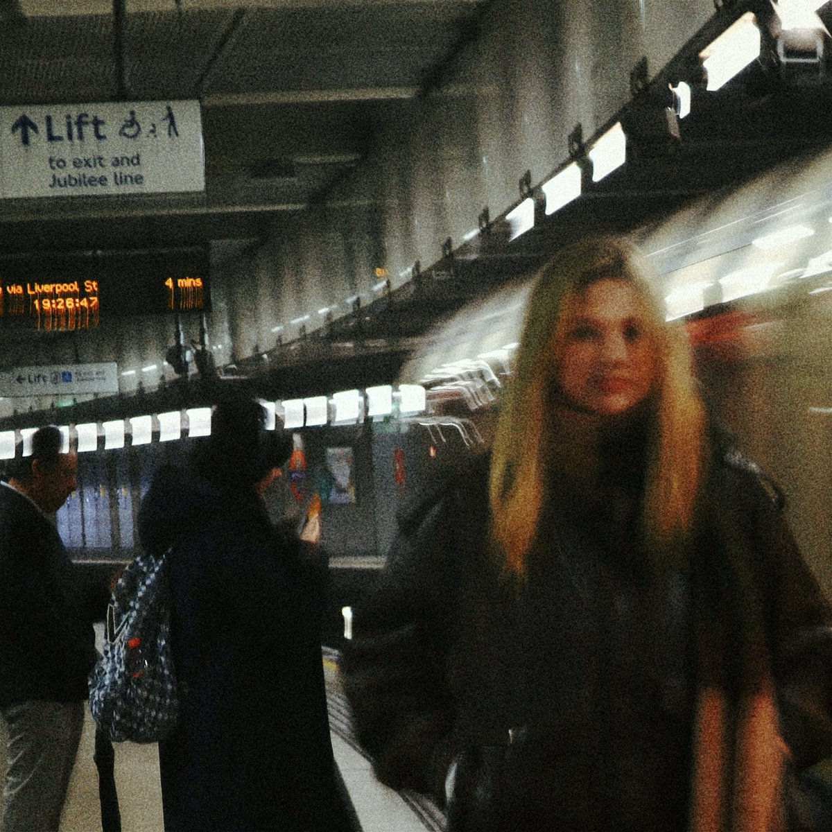 byrachelmckay's tweet photo. ‘Now That It’s Dark’ • 8 December ❄️
New season, new single 🌃🌙✨
Stream my new spoken word piece ‘Now That It’s Dark’ on all streaming platforms! 🌬️ https://t.co/LjDgwIDJXY