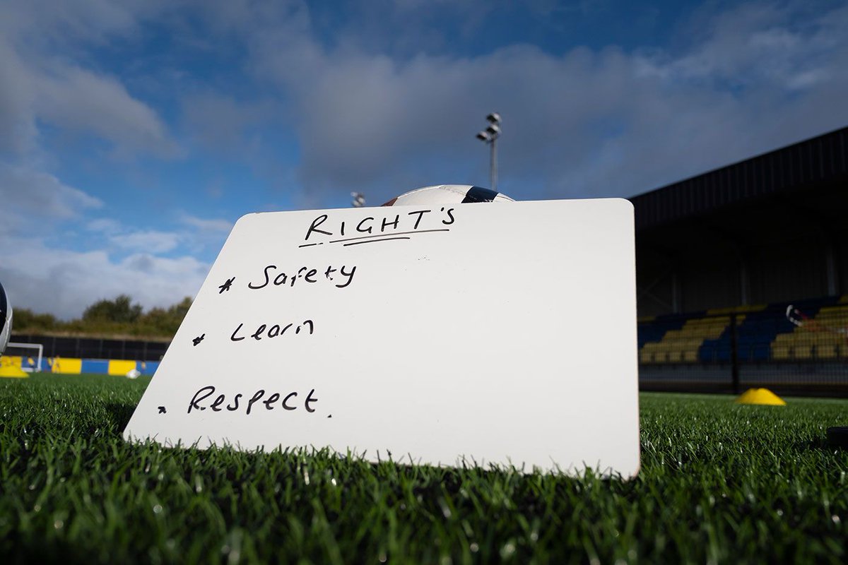 Safeguarding is everyone's responsibility 🫵 

If you saw an incident you feel needs reporting, please visit our website or get in touch ⬇️ 

buff.ly/3f0XIkl 

#MiddlesexFootball