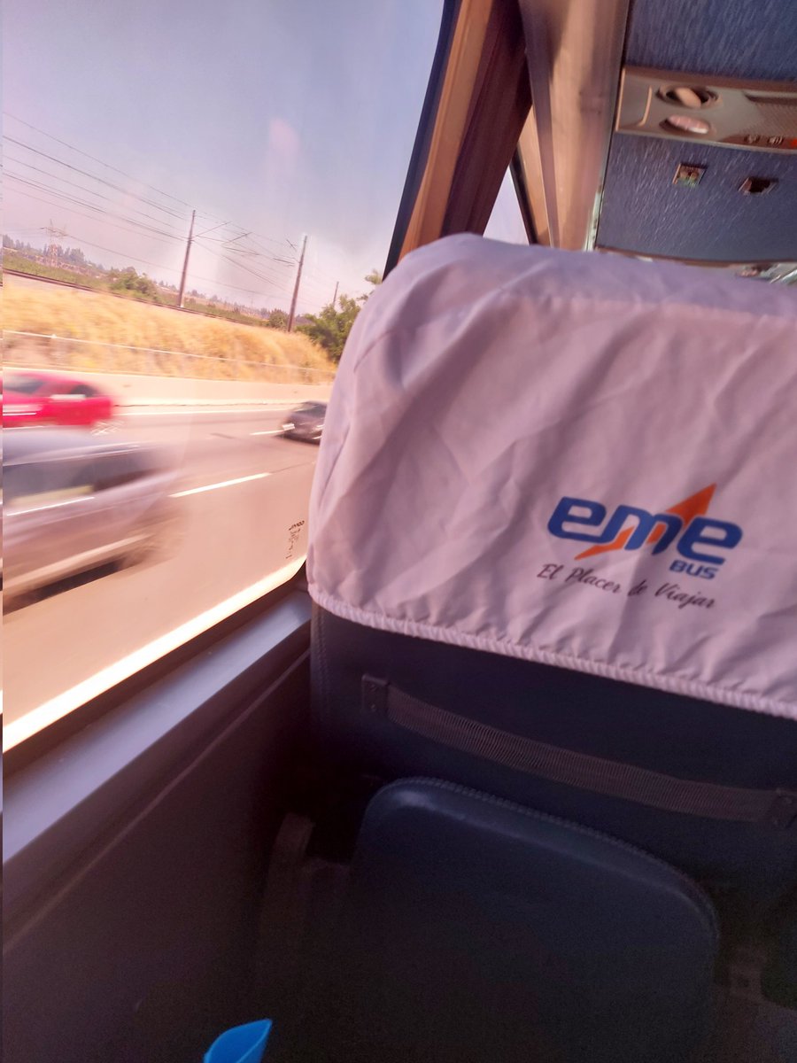 Ya me voy de Santiago, camino a mis tierras de Coronel gracias a Diosito🙌🏻Y en estos momentos me comienza la nostalgia y depresión post DElightParty 😭💙 
Pero me voy más que felíz por haber comenzando y terminado el año con mis amores maravillosos💙🥰