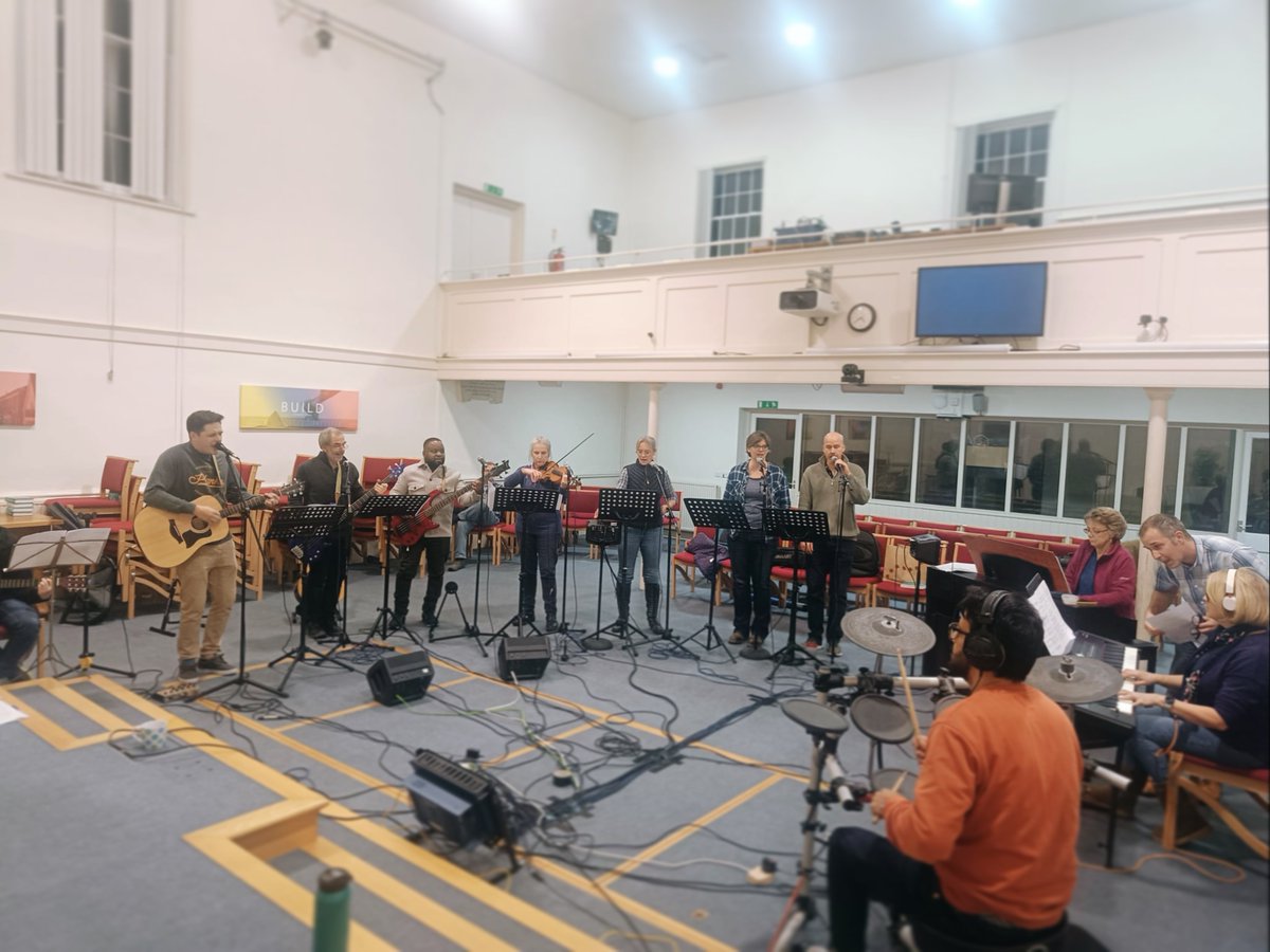 HadleighBaptist's tweet photo. Big band! #WorshipEvening https://t.co/0yGe523rVF