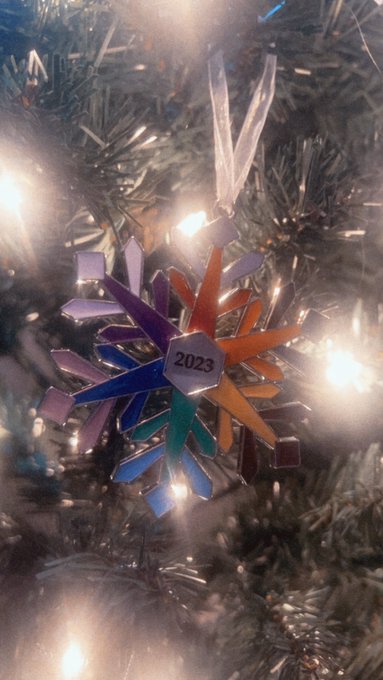 Happy Holidays 🫶🏻 https://t.co/G47lORUitF<a href="/tag/survivor"class="tags"><span>#survivor</span></a>