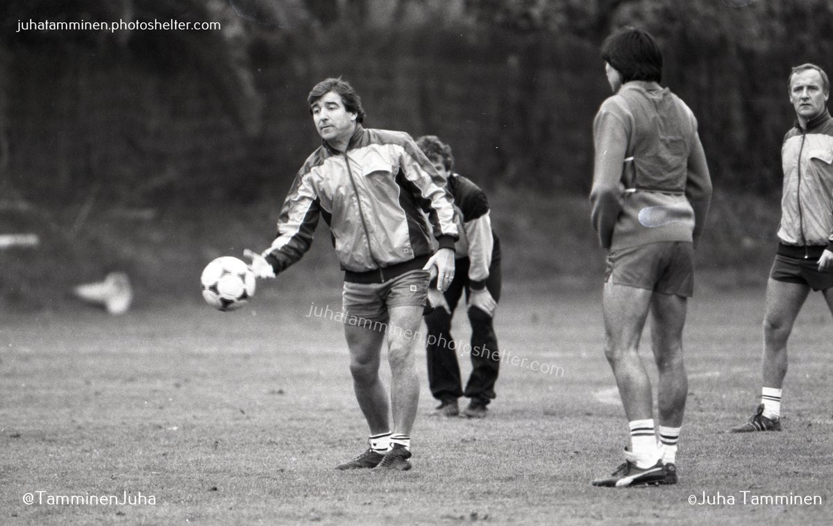 R.I.P. Terry 'El Tel' Venables 😢😢😢 #TerryVenables