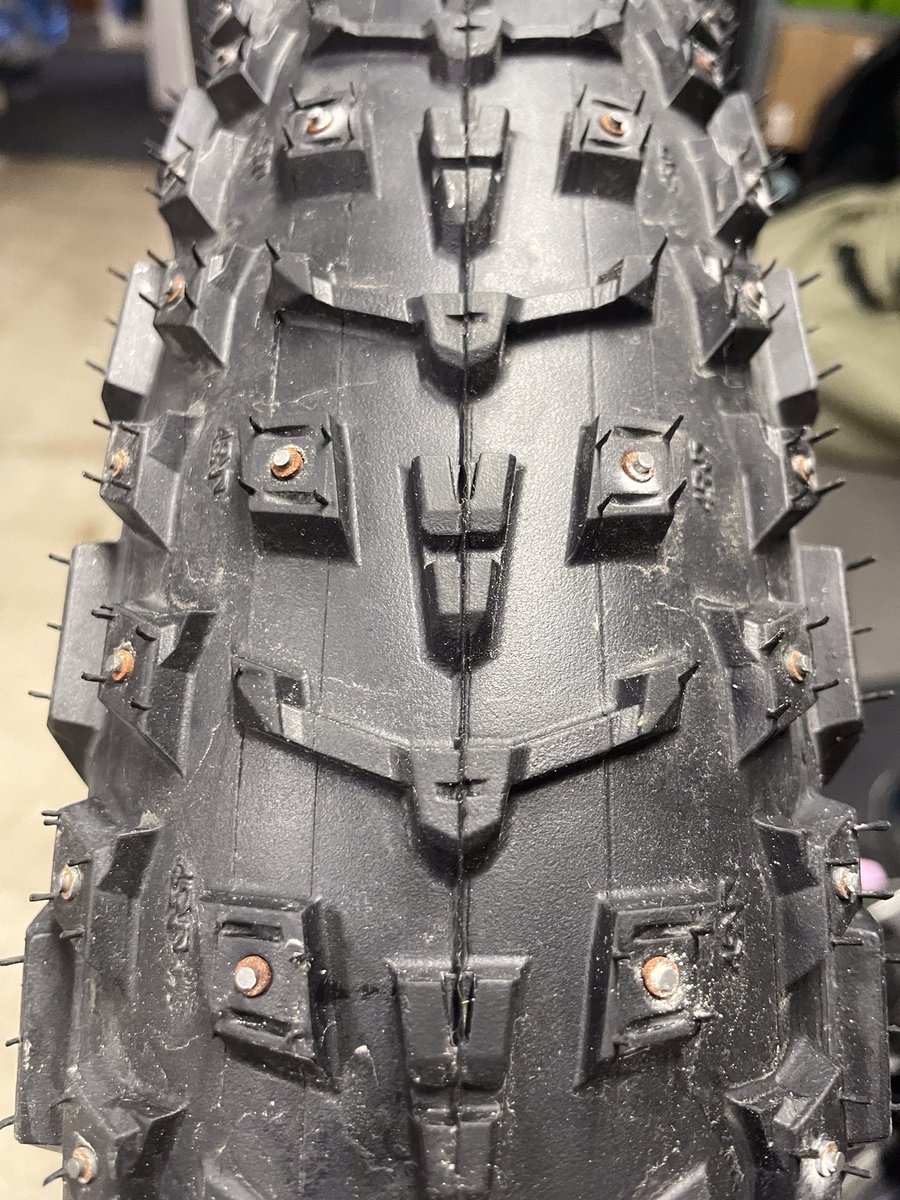 CycleFree's tweet photo. Seasonal change over complete, ready for winter. #wintertires https://t.co/7BgYzi3MBK