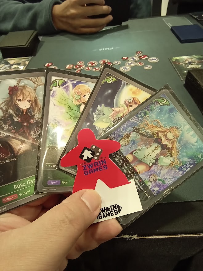 zwaingames's tweet photo. 🌐👾Had an absolute blast diving into the world of modern Trading Card Games at Anime Festival Asia 2023! 🎉

#AFA2023 #TradingCardFun #BoardGameDesigner #AnimeGamingMagic #ShadowverseEvolve https://t.co/fBVSCAzCG6