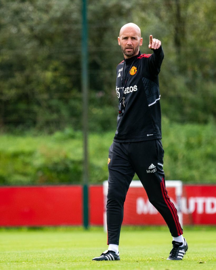 utdscope's tweet photo. Van Der Gaag has more wins as a manager in November than impostercoglu despite being our assistant. https://t.co/PECTE9zaax