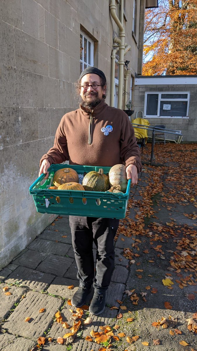 CropDropBanes's tweet photo. @Newtonfarmfoods @MercyinActionUK @FarringtonsFarm @ThreeWaysSchool @YouthConnectSW @BathCityFarm @Oasis_Bath …and BEMSCA @FairfieldHouse_

🧵 6/6 https://t.co/zkbKO0hFSs