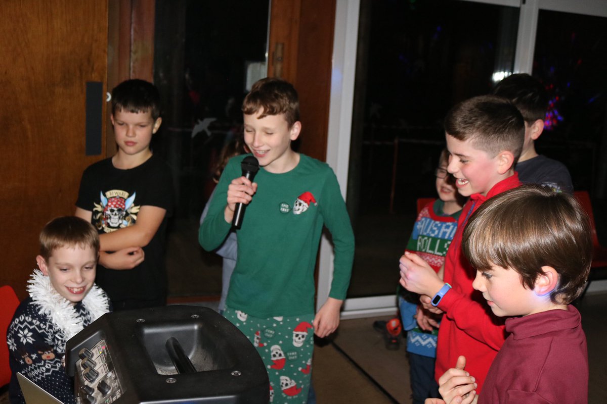 Sam Poole tweet media