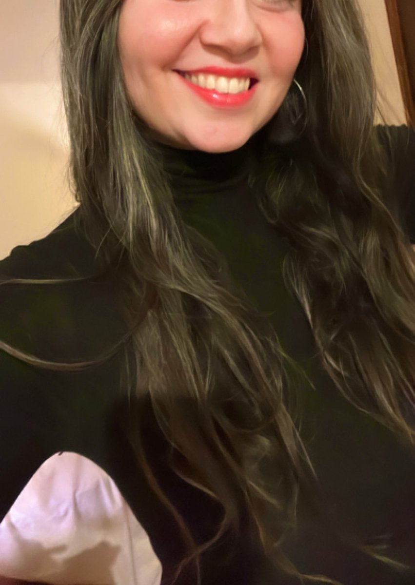 Lurdes_La_Lu's tweet image. Benvingut el canvi d’armari i el coll alt🧣
#bonvespre #apatejar👣