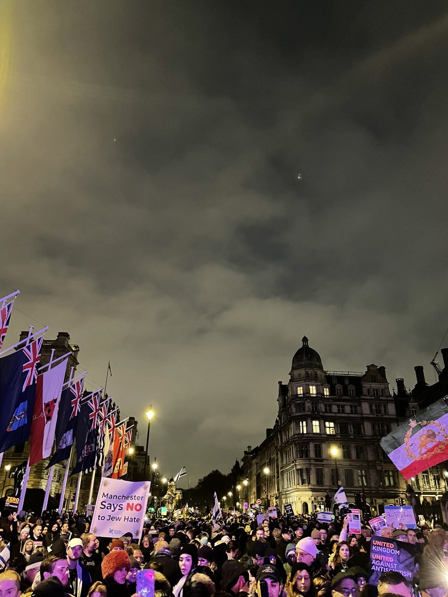 So glad I went #MarchagainstAntisemitism moving inspiring huge around 100k:Jews nonJews BritsArabsPalestinians IraniansKurdsItalians utd by celebration of Brit tolerance&democracy, rejection of antiJewish racism,Hamas terrorism but also empathy to Israeli & Palestinian civilians