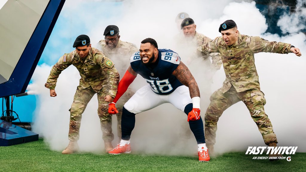 Titans's tweet photo. ⚡️⚡️⚡️ @FastTwitchDrink https://t.co/3g1lhwX2K4