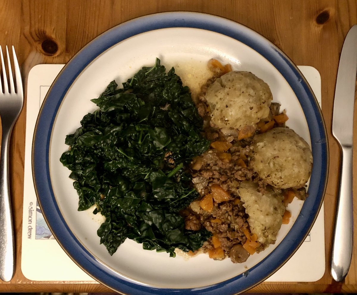 happyhillers's tweet photo. Warning ⚠️ #dinnerpost because it has been a really grey, wet and miserable day I made us comfort food of #mincedbeef and #vegetables topped with #herb #dumplings served with #cavelonero all made from scratch. It was delicious 😋 https://t.co/nASoD3McSf