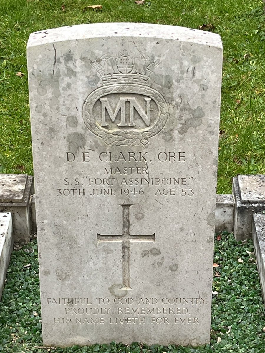 Two @CWGC graves at St Andrews Cemetery, #DinasPowys, Vale of Glamorgan:

Mary Cooke of the Women’s Royal Naval Service who lost her life aged 23 in July 1945. 

Master David Ewart Clark OBE of the Merchant Navy. Aged 53, he lost his life in June 1946.