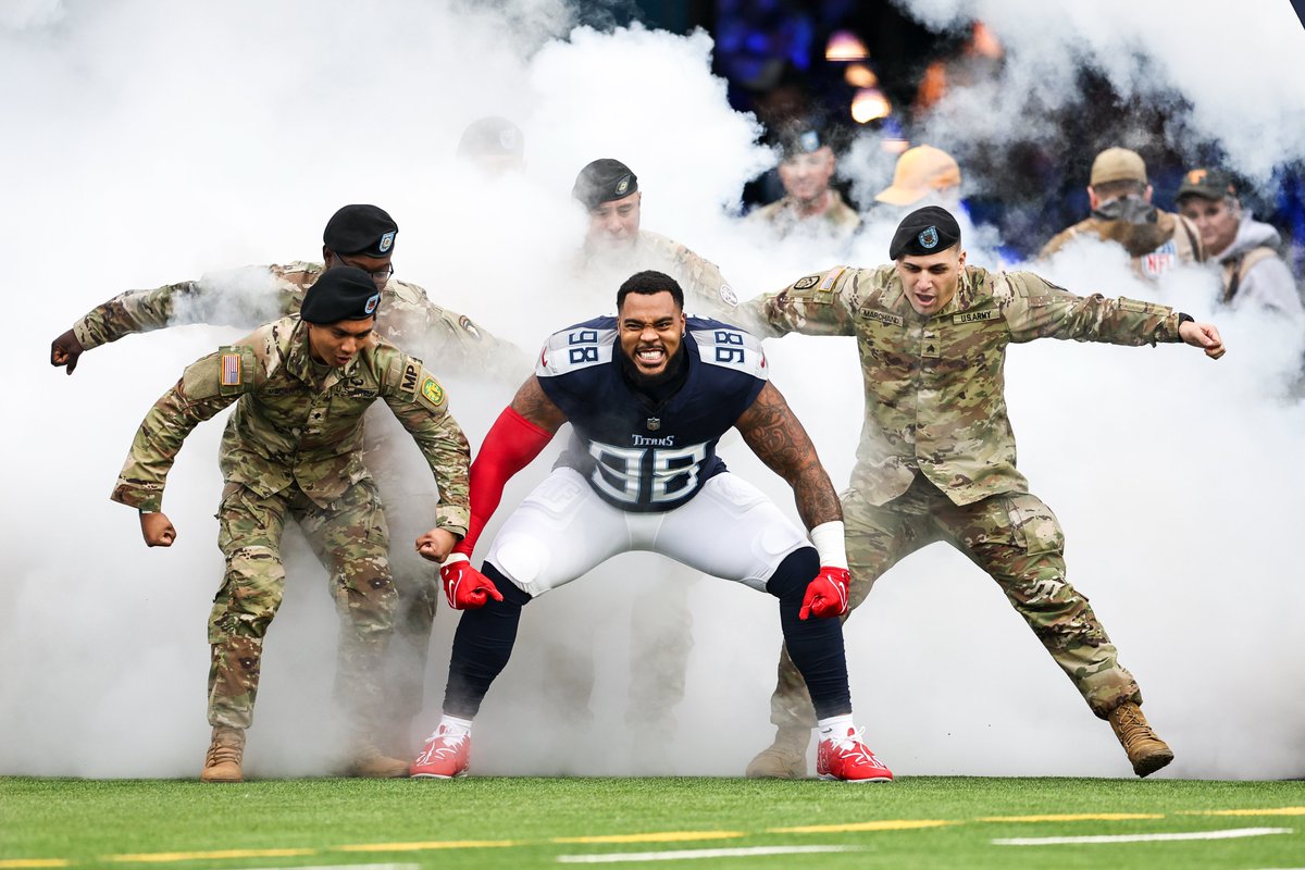 What an entrance. 💪 #SaluteToService