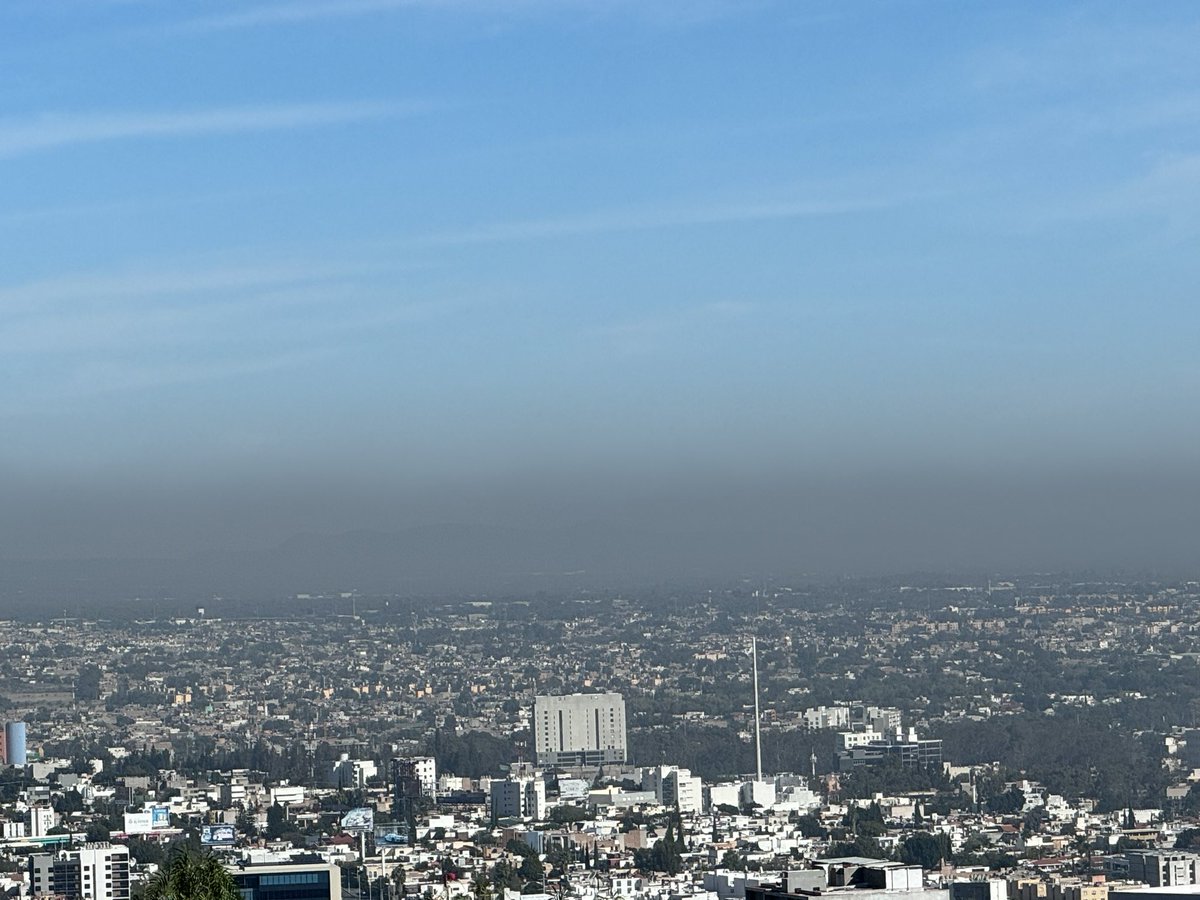 No comprendo la situación actual, ya que estamos peor que antes, donde la Herencia Maldita Ecológica se continúa con <a href="/RGC_Mx/">Ricardo Gallardo Cardona 🇲🇽</a> y <a href="/SEGAM_SLP/">SEGAM SLP</a>. 

Hoy nos despertamos con una capa de contaminación atmosférica que nos está envenenando.

Sin embargo, los temas de los que se habla son la