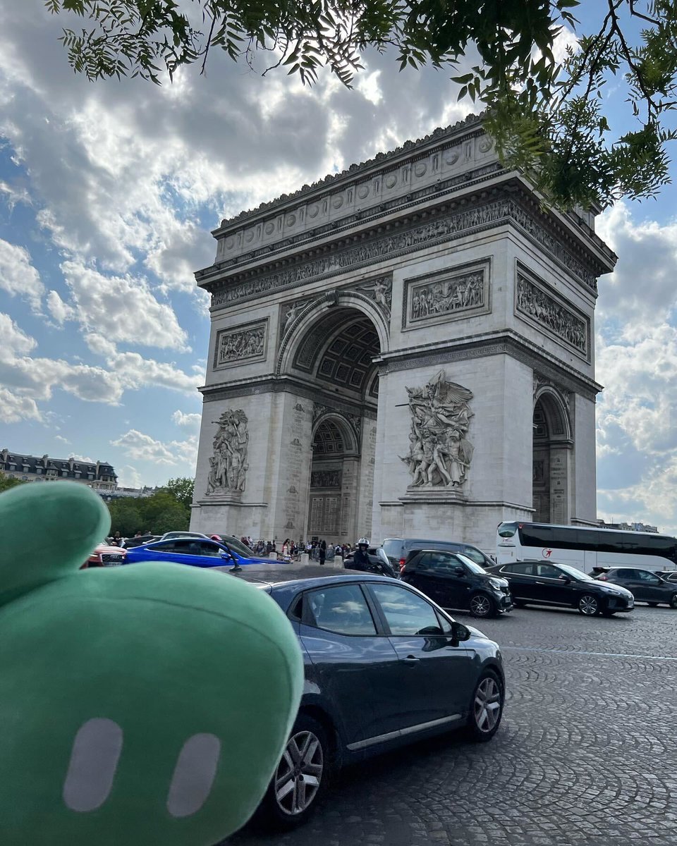 streamlabs's tweet photo. If you're travelling with one of our Kevin plushies in tow, snap a picture, tag us, and use #TravelKevin and we'll feature you on our socials!
If I can't bring protoKevin around the world with me, let me at least live vicariously through all of you!
#FindKevin https://t.co/olln0hC6bi