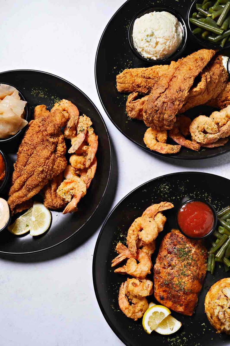 Say Goodbye to Leftovers!  🤩 We’re cooking Brunch today featuring Bottomless Mimosas, 11am-4pm! 🍳🥞 You can also order our Two Meat Combos Tonight for $35.95. Mix, Match, and Savor Every Bite! 🍽️🥂 RESERVE your seats now at OohhsnAahhs.com! 🔥