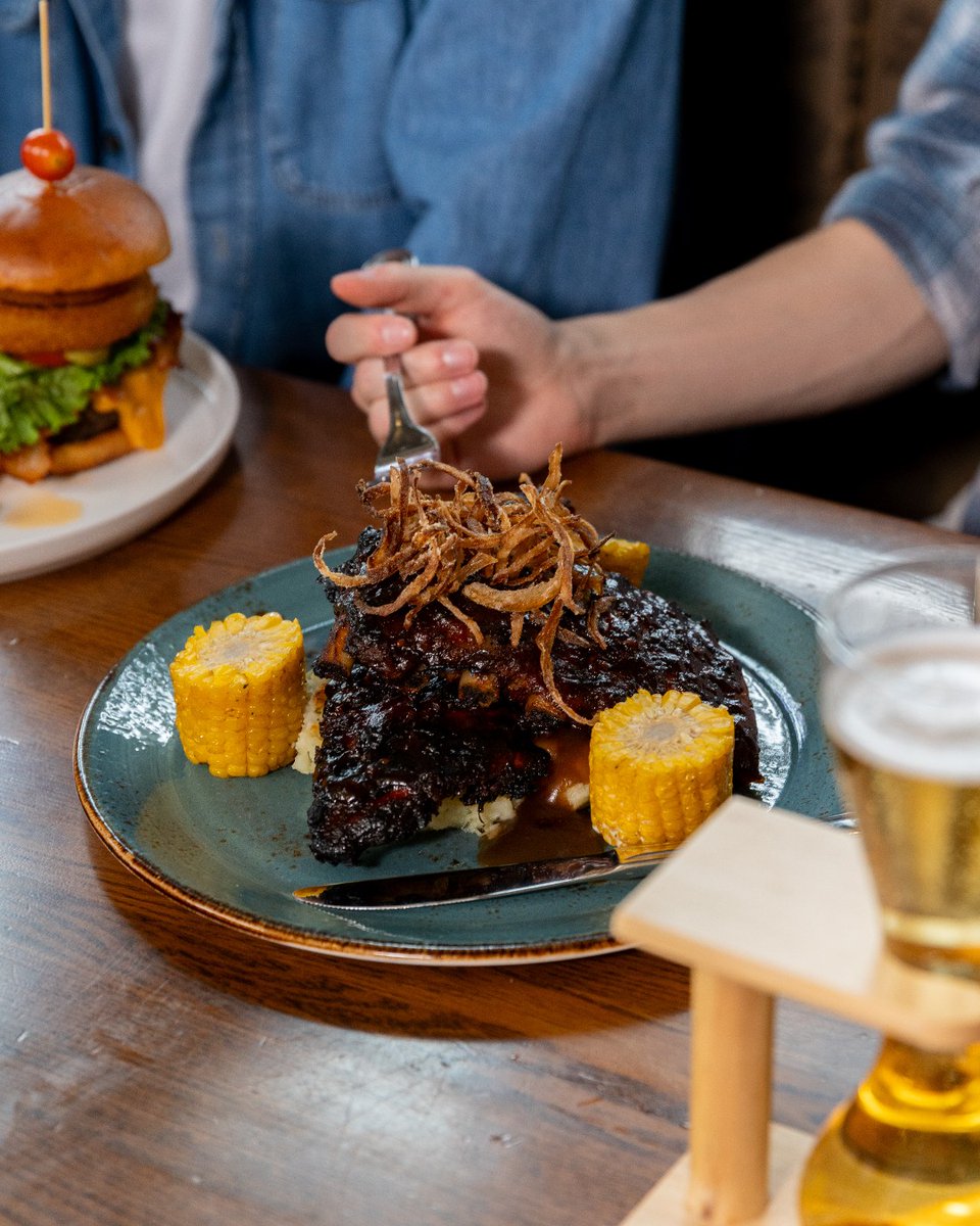 KnottedThistle's tweet photo. 🤠SALOON SERIES SPECIAL🐮

Agribition has come to a close, but we've still got the country spirit, and the specials to match, until the 29th!

🥩BRAISED PORK RIBS 
🧆PRAIRIE BISON MEATBALLS

Be sure to stop by the Thistle Saloon and try them before they're gone until next year! https://t.co/gOxn5dCftf