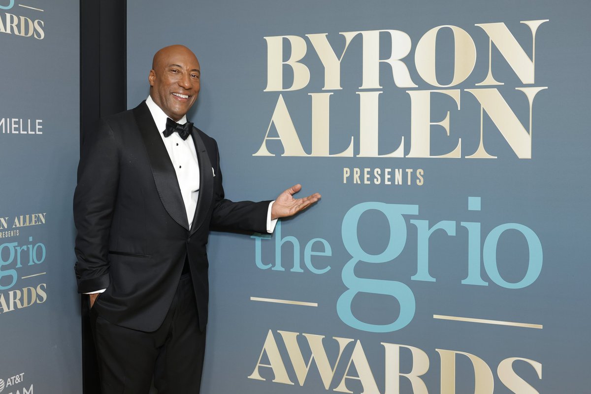 Hats off to @RealByronAllen for another successful #GrioAwards gala and congratulations to all of the winners!! #blackexcellence 🖤