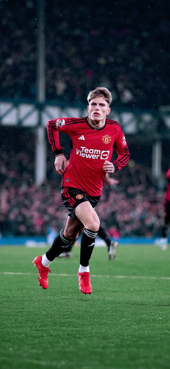 i2iry's tweet photo. 4K #Wallpapers 
   └📂 Premier League
      └📂 Manchester United . https://t.co/Eb4Yt282k0