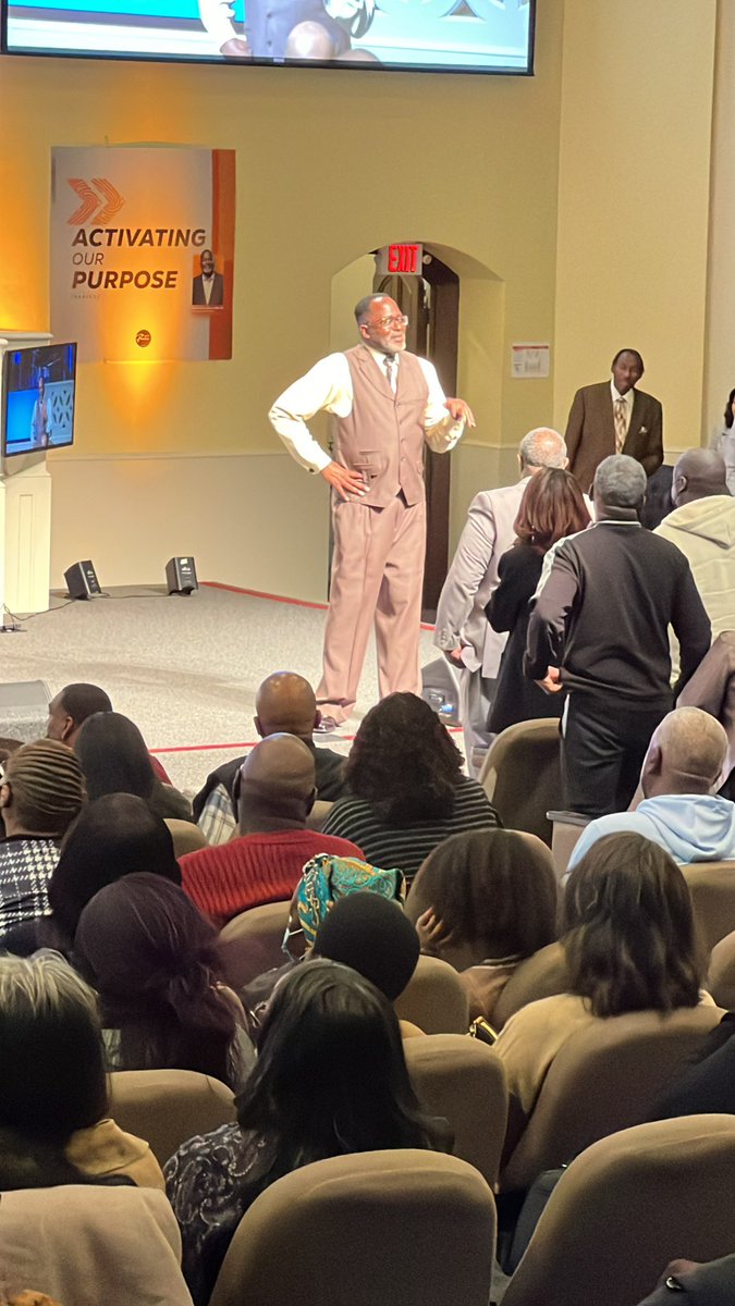 CenterofPraise's tweet photo. “Stop celebrating the trauma; celebrate the faith in God’s Word.” #bishoplovelace #atthecenter https://t.co/fCGpNZHhEI