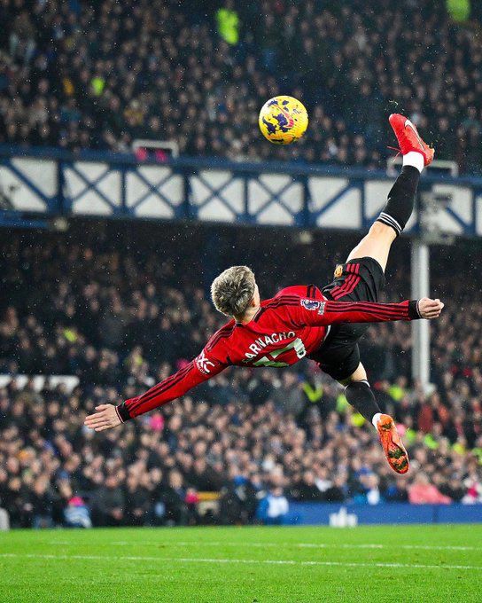 kakurugodwin_'s tweet photo. Goal of The Season... https://t.co/QU19UHD7xj