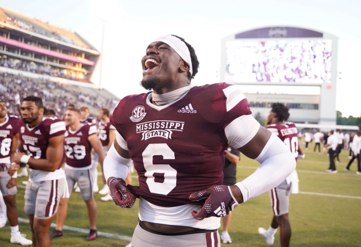 After a great conversation with @CoachSchexMSU I am blessed to receive a scholarship offer from Mississippi State University 
<a href="/Coach_JFreeman/">Jarod Freeman</a> <a href="/SKIPP1072/">Jackie Skipper</a> <a href="/CoachTBachman/">Thomas Bachman</a> <a href="/PrepRedzoneLA/">Prep Redzone Louisiana</a> <a href="/ash_trojanFB/">Alexandria Football</a> <a href="/CoachFree73/">COACHFREE73</a>