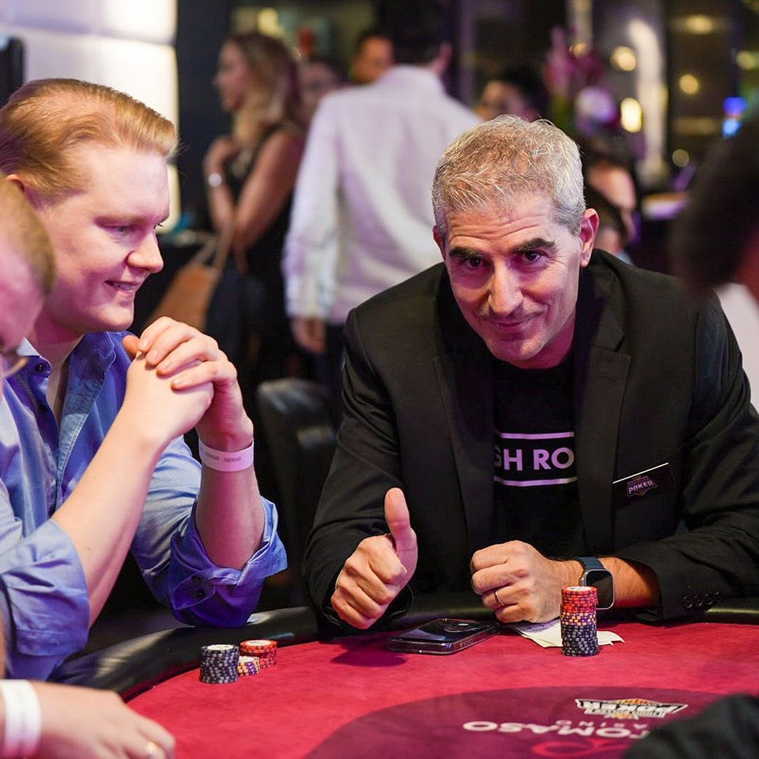 Digitype Media tweet media