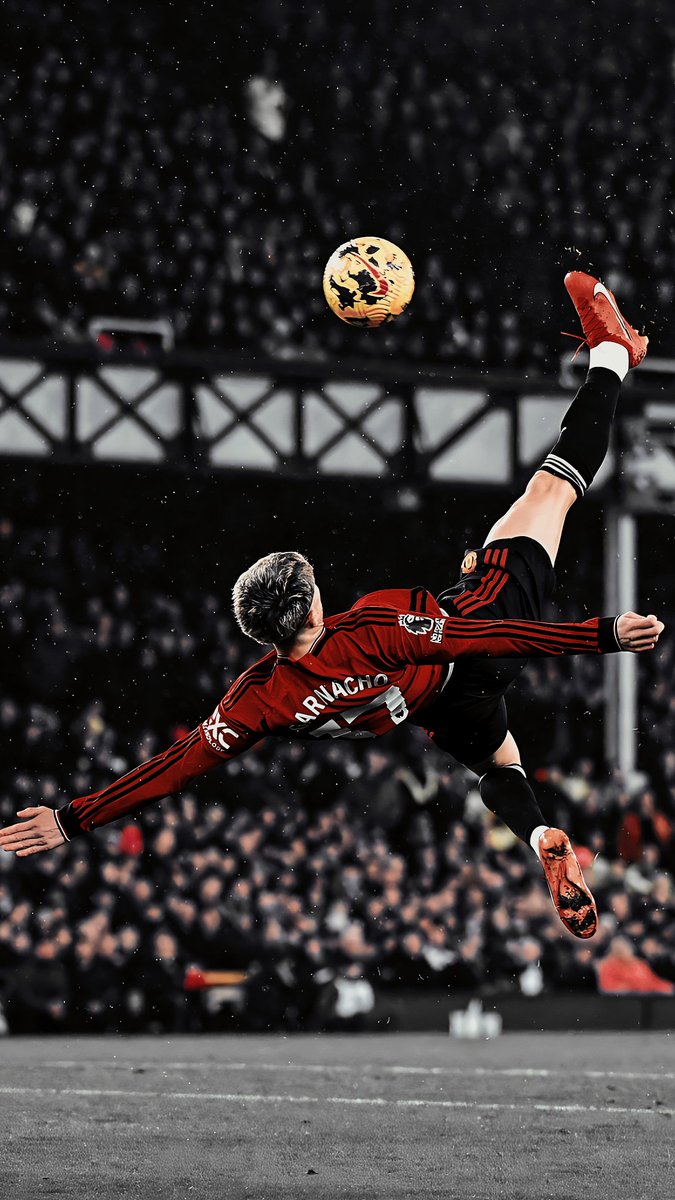 Lockscreen salto Alejandro Garnacho. 📸

SAVE = RETWEET. 🔄