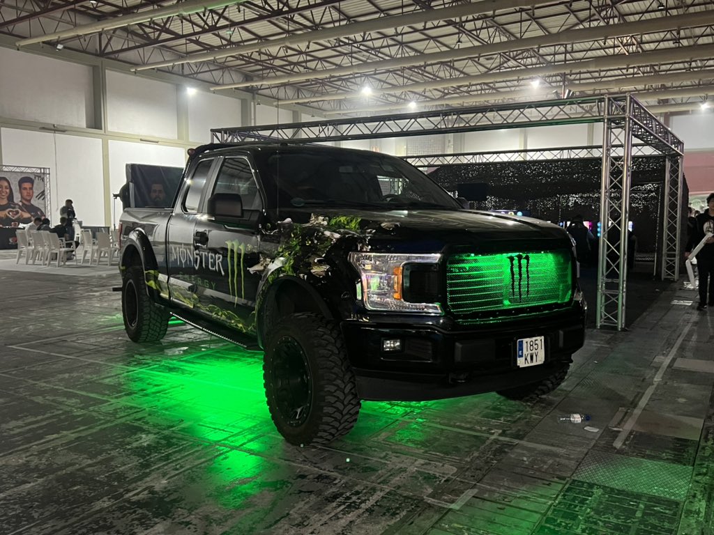 Jazuuuz 🫨🫨 <a href="/MonsterEnergyPT/">Monster Energy Pt</a>