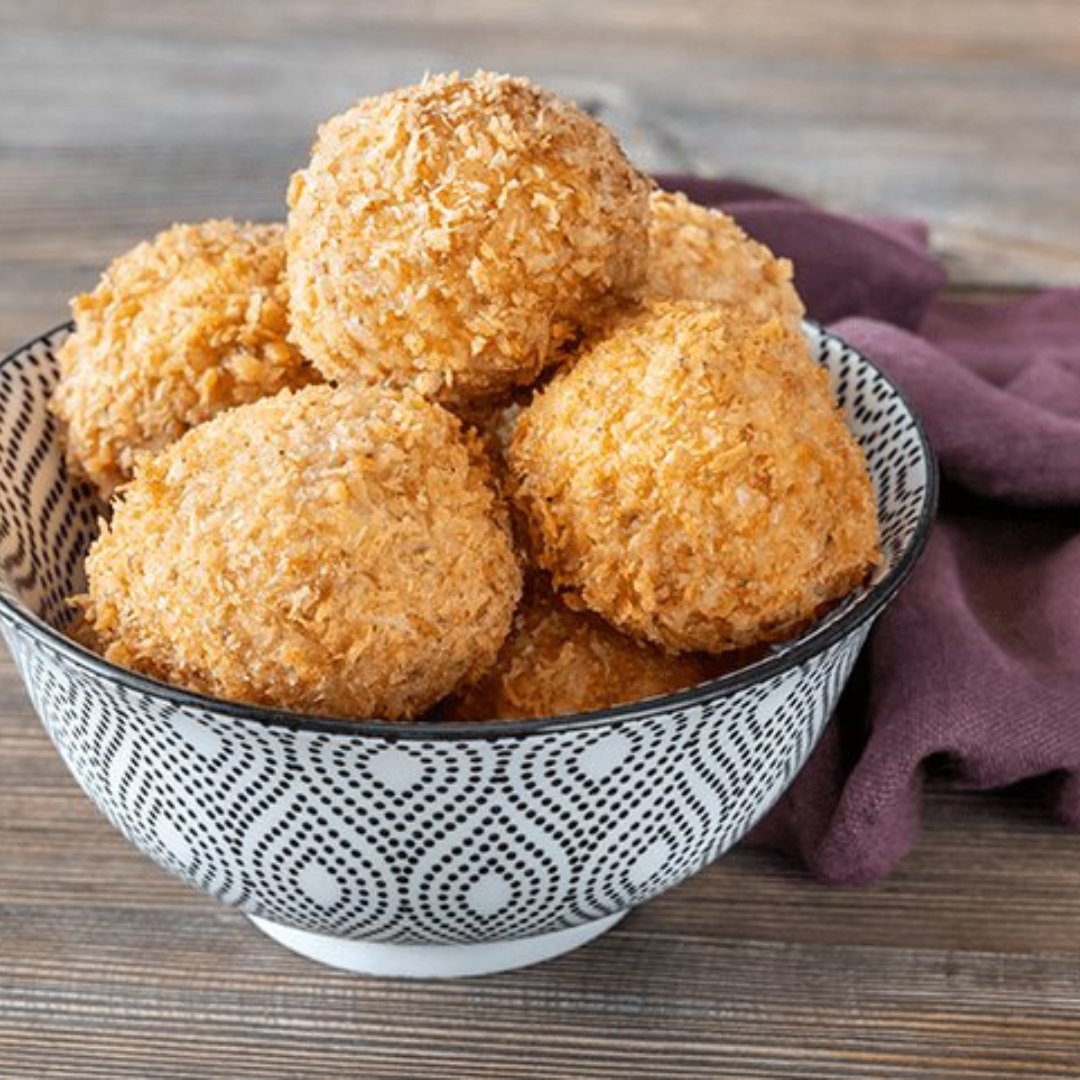 Comer_Legumbres's tweet photo. ¿Sabías que tus hijos deben #ComerLegumbres al menos 2 veces a la semana? 🤔

👧👶 Para llevar una dieta equilibrada y saludable hay que comer de todo y, por eso, incluir #legumbres en el menú semanal de los más pequeños es fundamental para su crecimiento.
https://t.co/cMlWchToVv https://t.co/Fpx8G47vjL