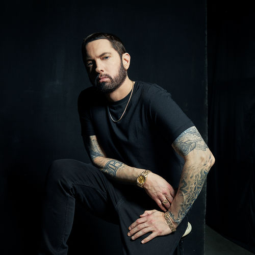 EminemSupporte1's tweet image. 🔥 Eminem fans, where you at? Before he rocks the Fortnite Big Bang concert, let's get #StreamEminem trending! What's your all-time favorite Eminem track that you hope he performs? Comment and retweet with #StreamEminem! 🎤🌟"