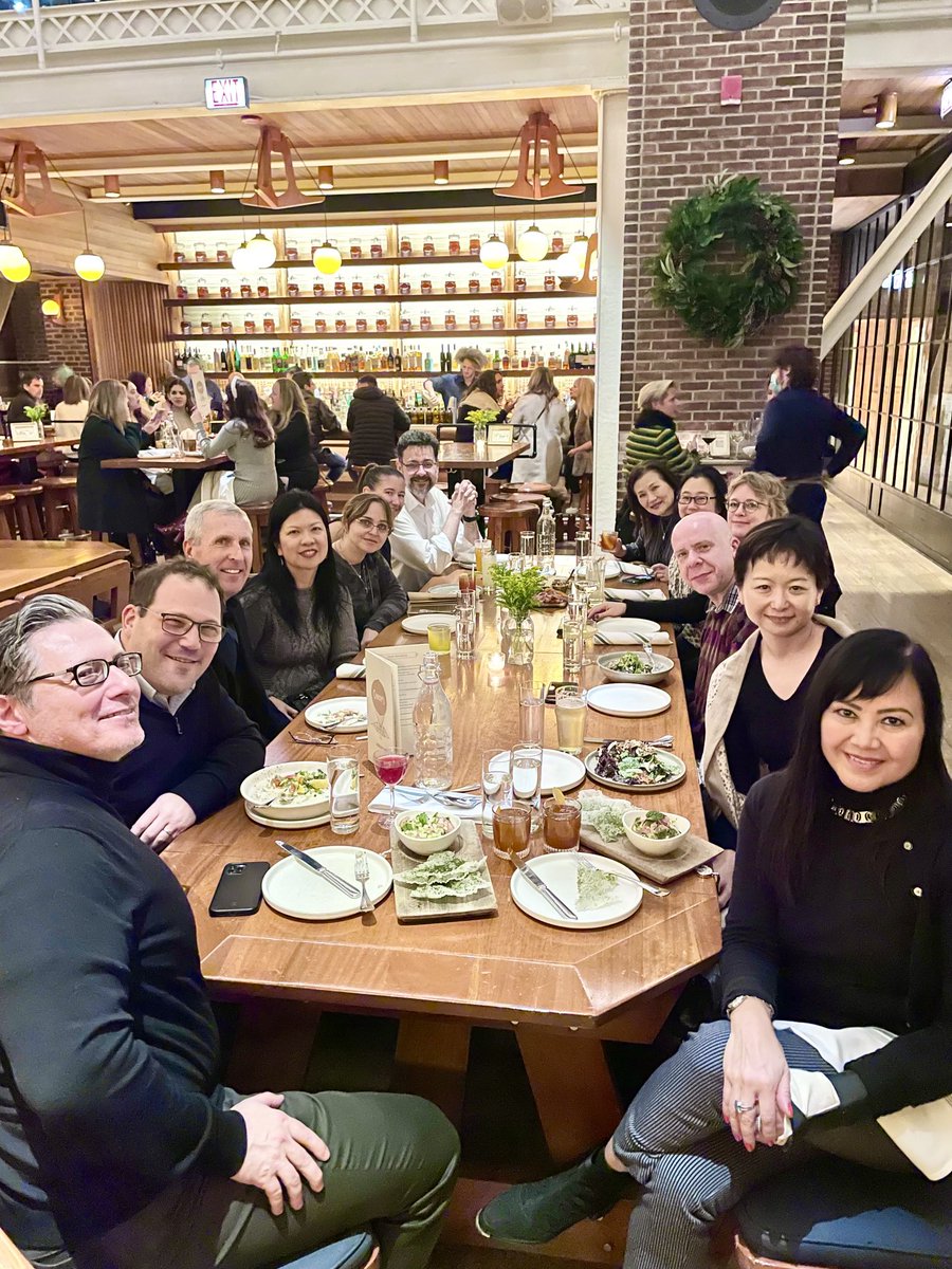 The Editorial dinner of ⁦@RSNA⁩ flagship journal ⁦@radiology_rsna⁩. This is the community I absolutely love to be a part of. Thank you Dr. Linda Moy for hosting the lovely dinner!
