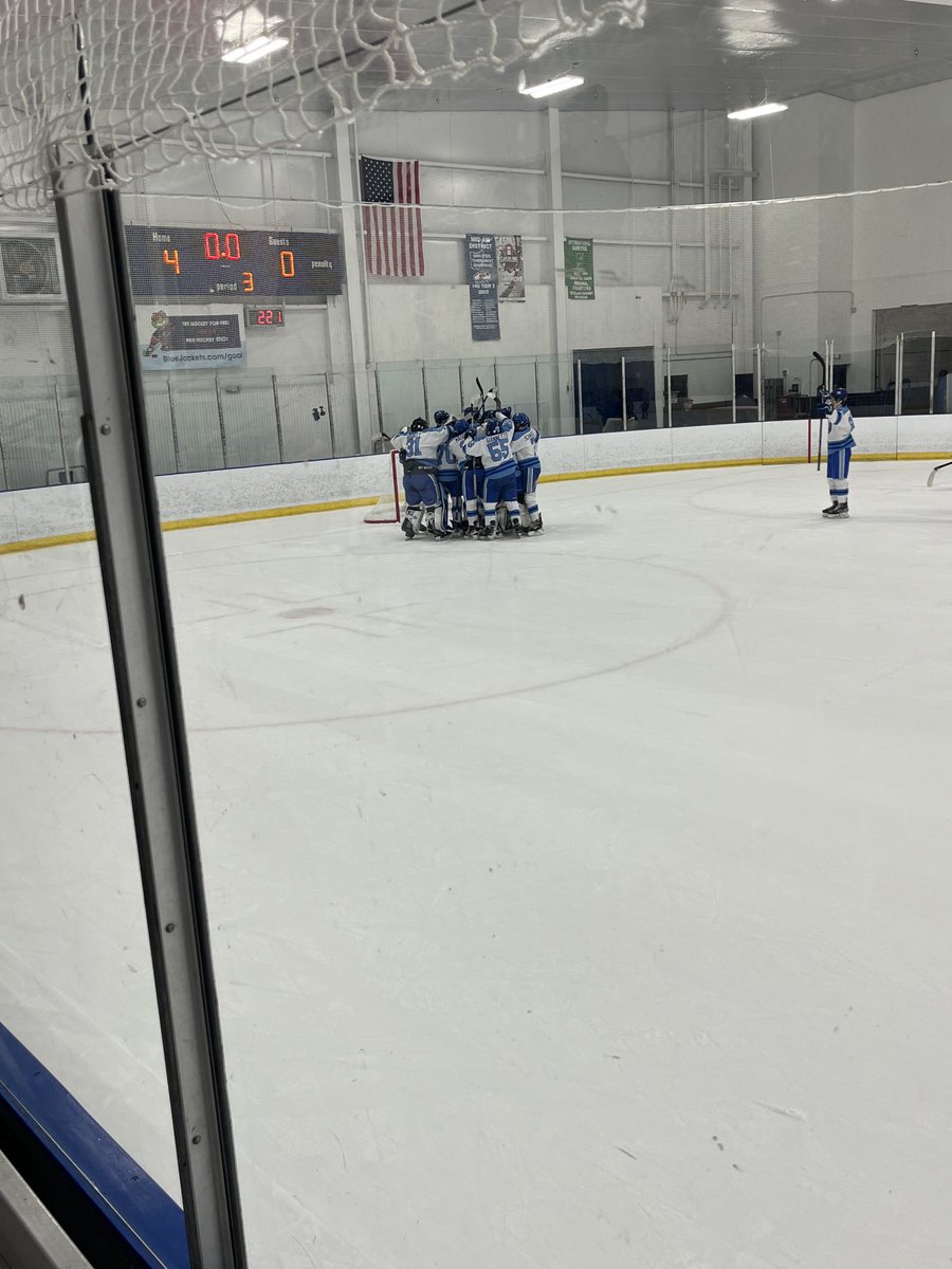 BEARS WIN 4-0!! 🐻