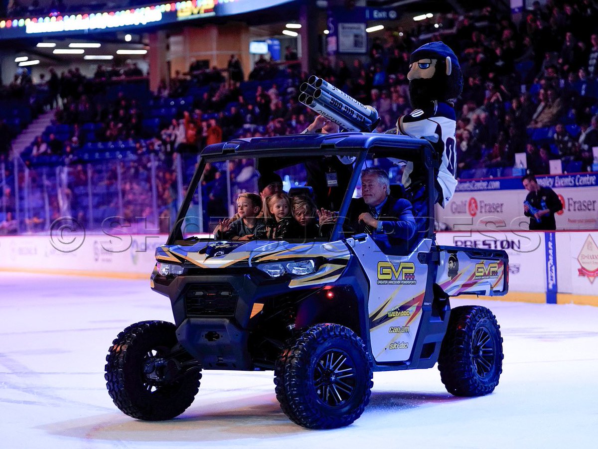shotbug's tweet image. Michael Buble takes a ride with his kids on the SXS Vehicle at the Langley Event Centre when the Vancouver Giants played the Tri City Americans Saturday, November 25, 2023. Photo:@WesleyAllenShaw @MichaelBuble @WHLGiants